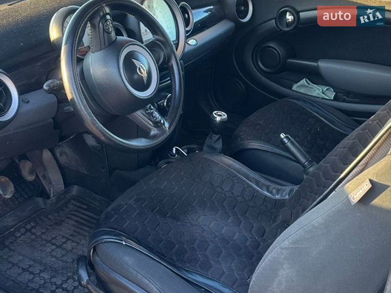 Хэтчбек MINI Cooper 2010 в Белой Церкви