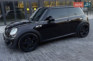 Хэтчбек MINI Cooper 2012 в Полтаве