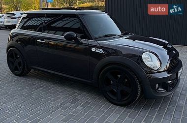 Хэтчбек MINI Cooper 2012 в Полтаве