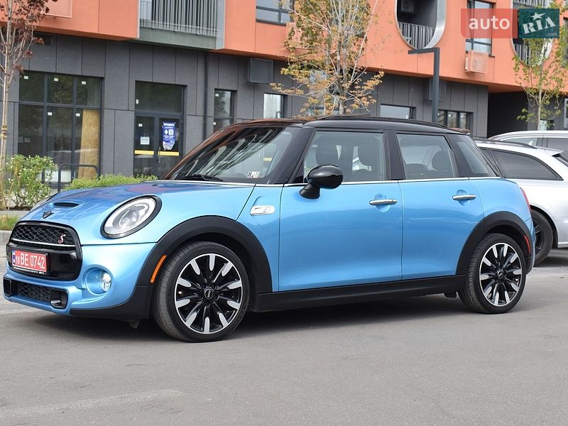 Хетчбек MINI Cooper 2017 в Києві