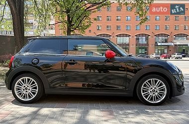Хэтчбек MINI Cooper 2014 в Киеве