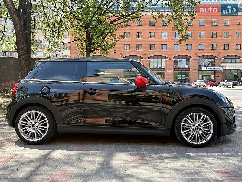 Хэтчбек MINI Cooper 2014 в Киеве