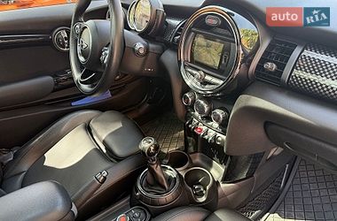 Хэтчбек MINI Cooper 2014 в Киеве