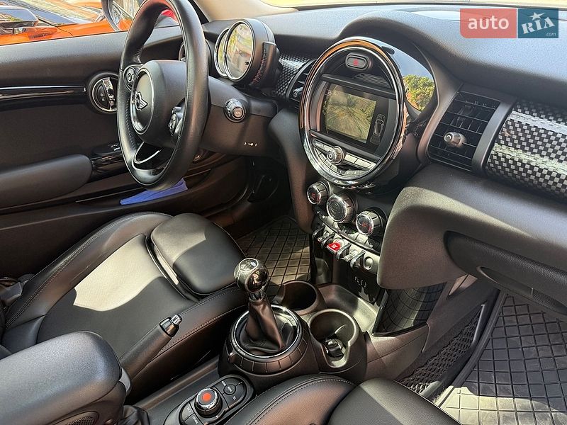 Хэтчбек MINI Cooper 2014 в Киеве