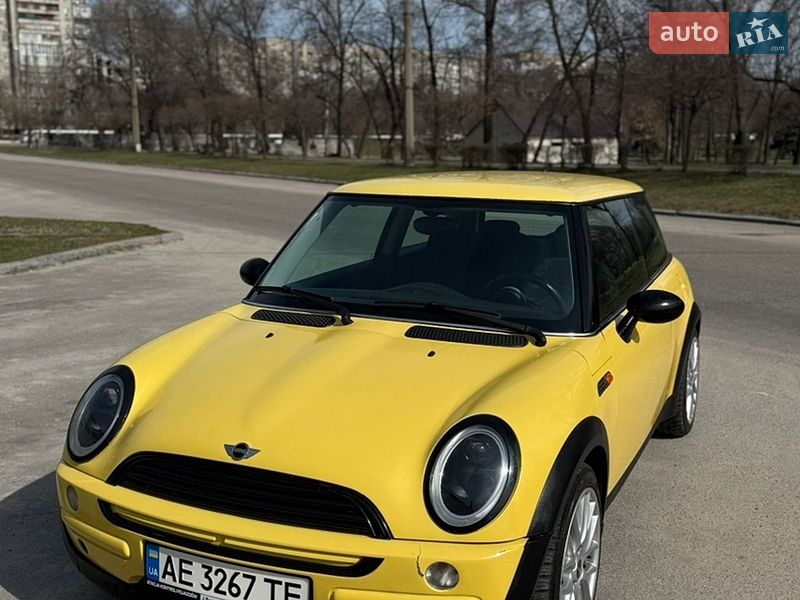 Хэтчбек MINI Cooper 2002 в Запорожье