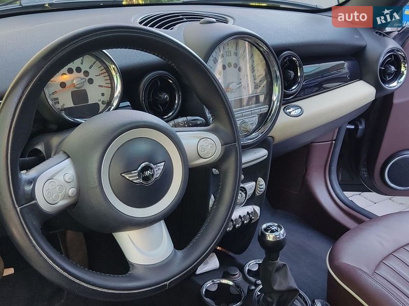 Хэтчбек MINI Cooper 2008 в Черновцах