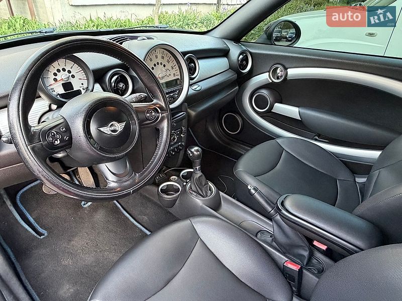 Хэтчбек MINI Cooper 2012 в Харькове