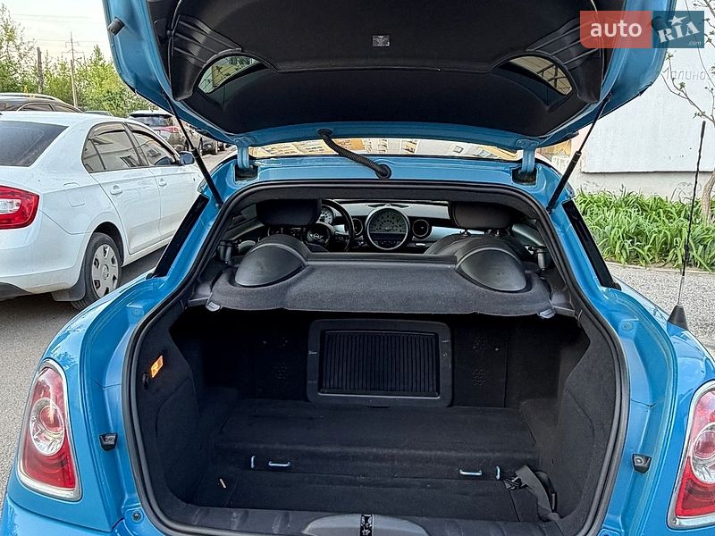 Хэтчбек MINI Cooper 2012 в Харькове