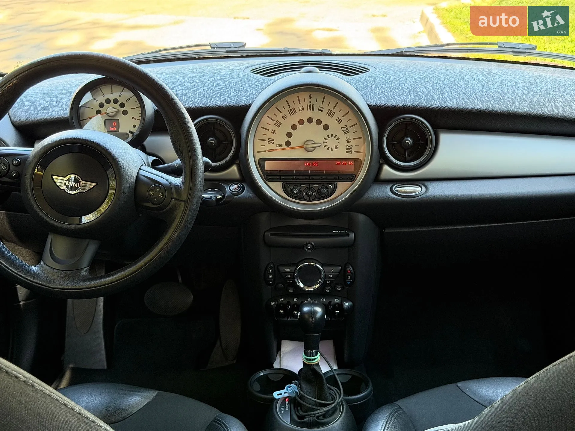 2013 MINI Cooper - мініатюра 10