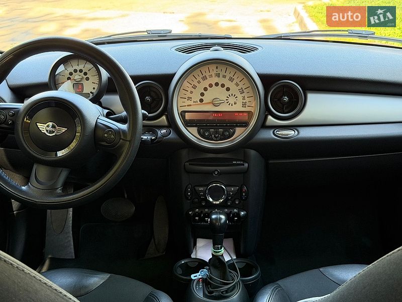 Хэтчбек MINI Cooper 2013 в Киеве