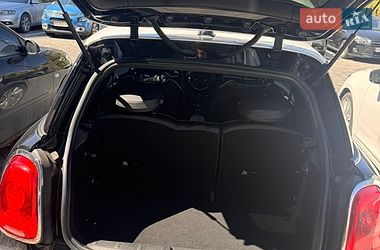 Хэтчбек MINI Cooper 2015 в Киеве