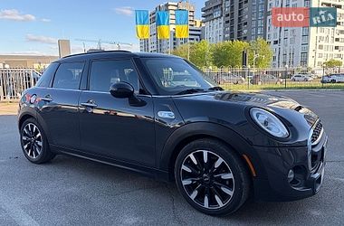Хетчбек MINI Cooper 2017 в Києві