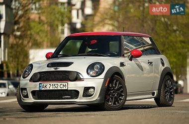 Хэтчбек MINI Cooper 2013 в Киеве