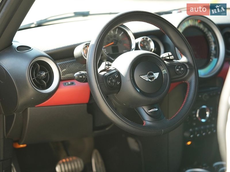 Хэтчбек MINI Cooper 2013 в Киеве