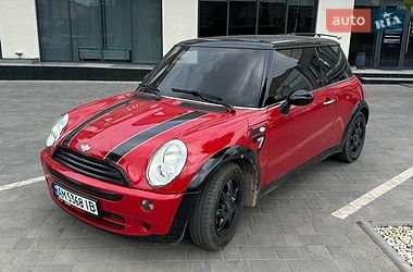 Хэтчбек MINI Cooper 2006 в Виннице