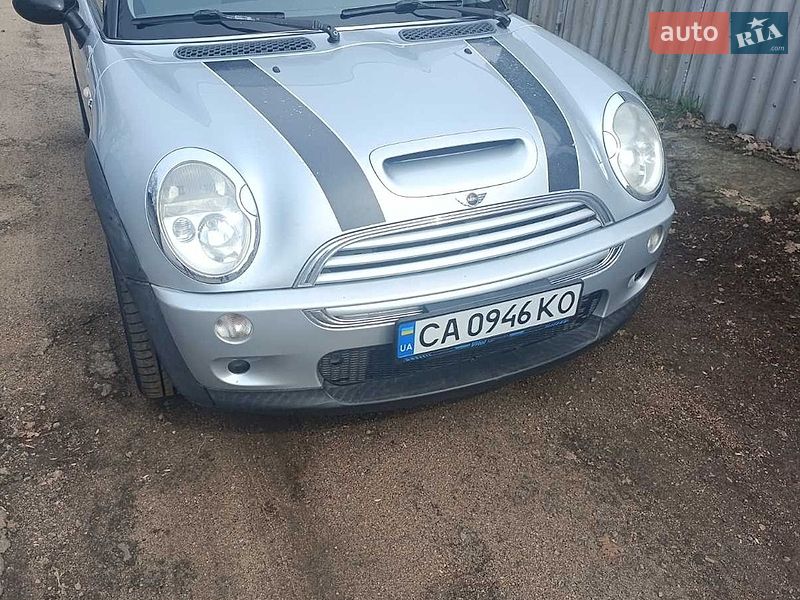 Хэтчбек MINI Cooper 2002 в Черкассах