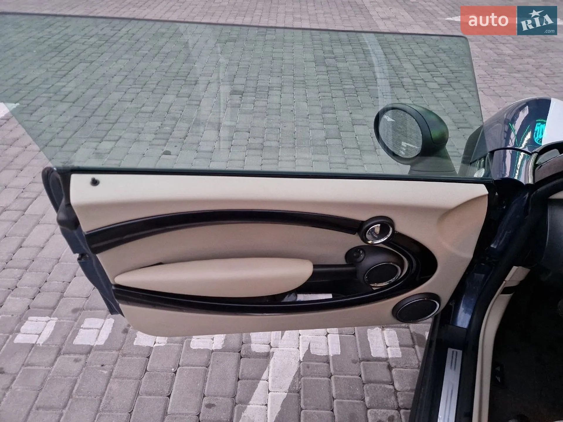 2010 MINI Cooper - мініатюра 9