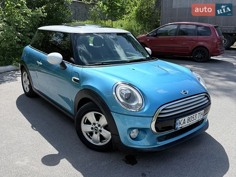 Хэтчбек MINI Cooper 2016 в Киеве