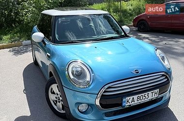 Хэтчбек MINI Cooper 2016 в Киеве