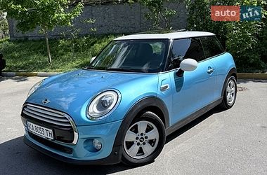 Хэтчбек MINI Cooper 2016 в Киеве