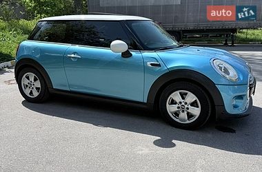 Хэтчбек MINI Cooper 2016 в Киеве