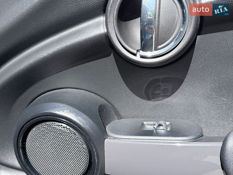 Хэтчбек MINI Cooper 2016 в Киеве