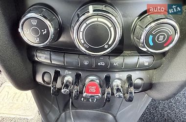 Хэтчбек MINI Cooper 2016 в Киеве