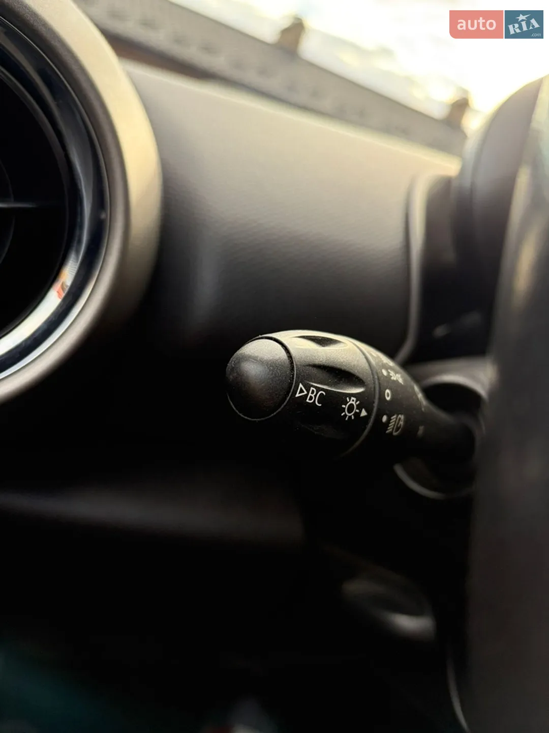 2011 MINI Cooper - мініатюра 48