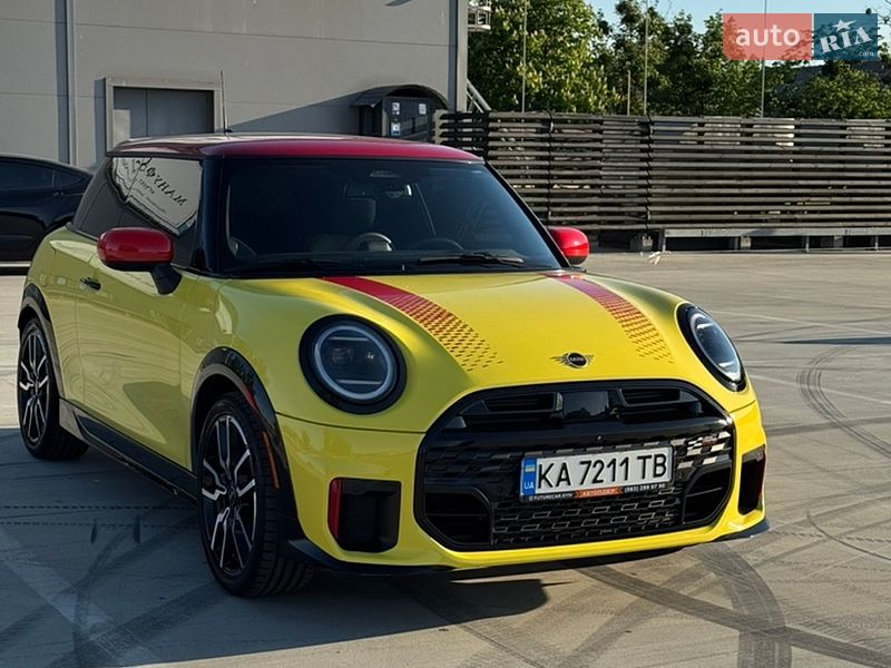 Хетчбек MINI Cooper 2024 в Києві