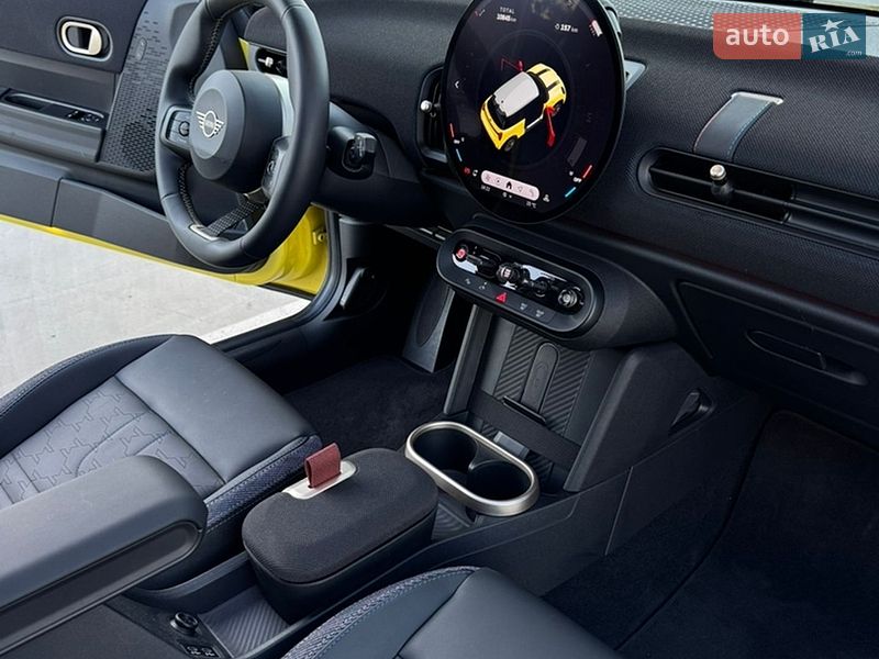 Хетчбек MINI Cooper 2024 в Києві