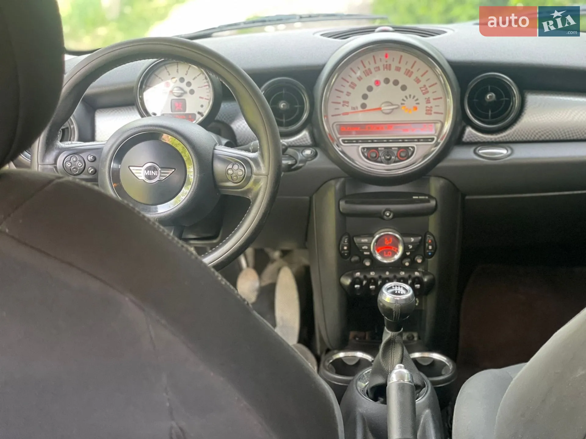 2011 MINI Cooper - мініатюра 26