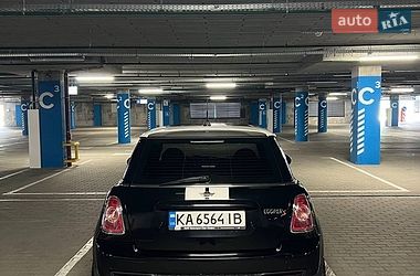 Хетчбек MINI Cooper 2012 в Києві