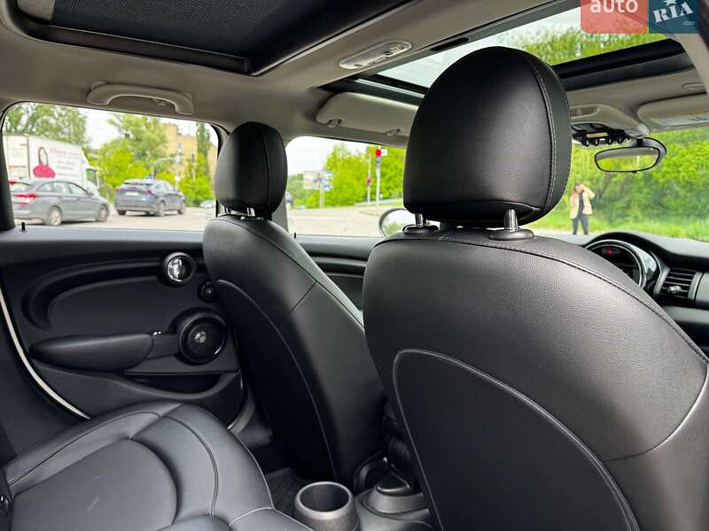 Хетчбек MINI Cooper 2016 в Києві