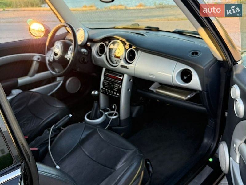 Хетчбек MINI Cooper 2002 в Вінниці