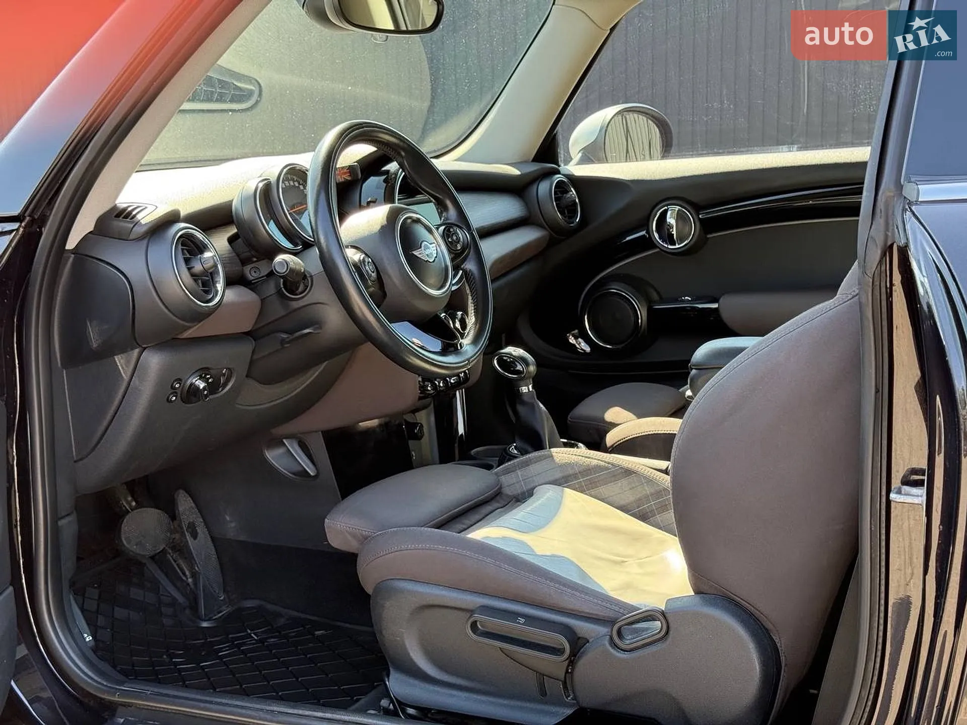 2014 MINI Cooper - мініатюра 2