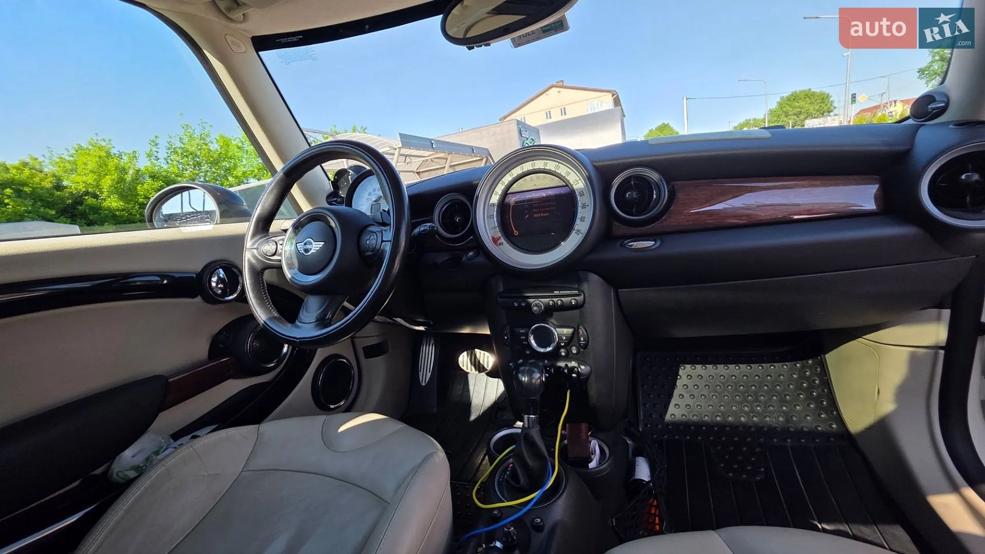 2011 MINI Cooper - мініатюра 6