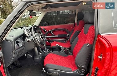Хэтчбек MINI Cooper 2003 в Белой Церкви