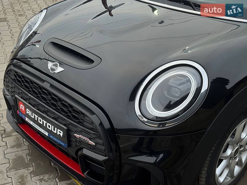 Хетчбек MINI Cooper 2017 в Чернівцях