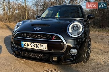 Хэтчбек MINI Cooper 2017 в Киеве