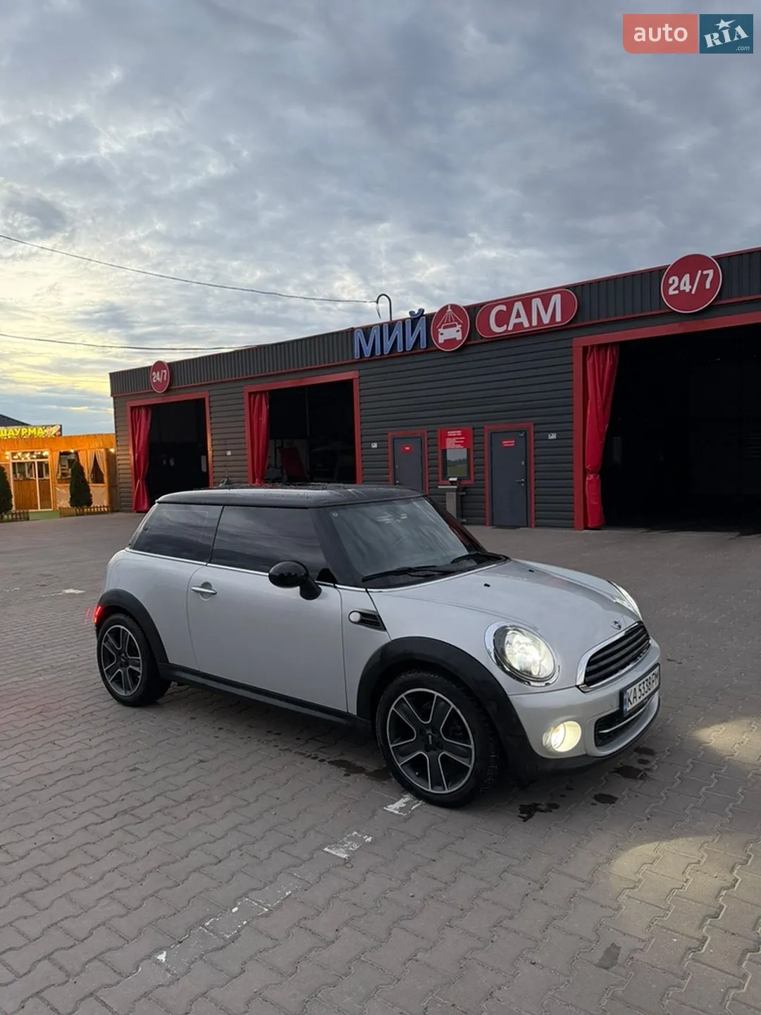 2011 MINI Cooper - мініатюра 3