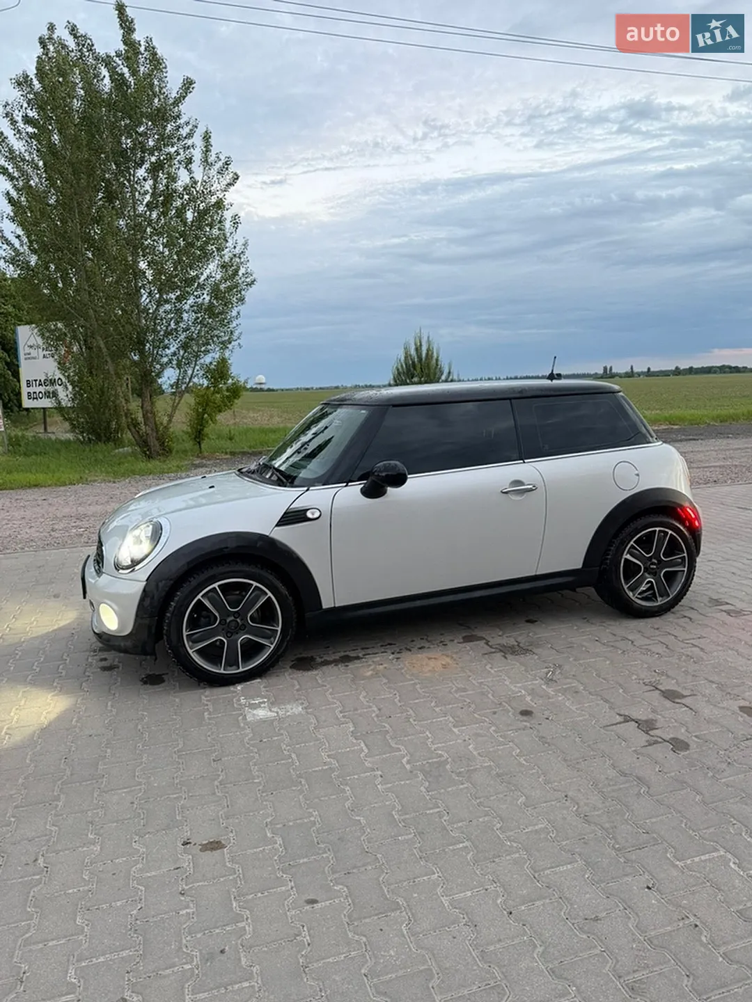 2011 MINI Cooper - мініатюра 7