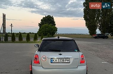 Хэтчбек MINI Cooper 2011 в Киеве