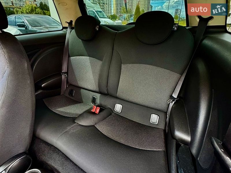 Хетчбек MINI Cooper 2013 в Києві фото 22 Хетчбек MINI Cooper 2013 в Києві