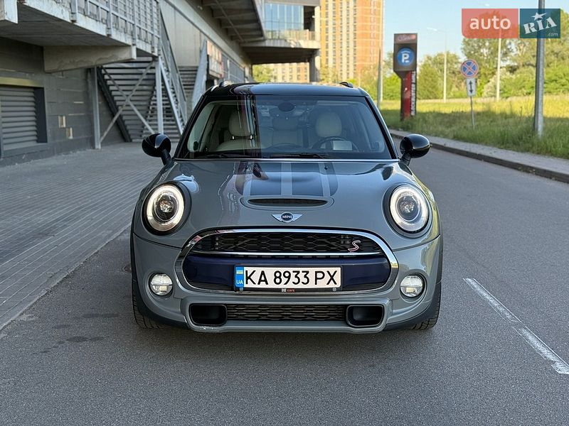 Хетчбек MINI Cooper 2016 в Києві