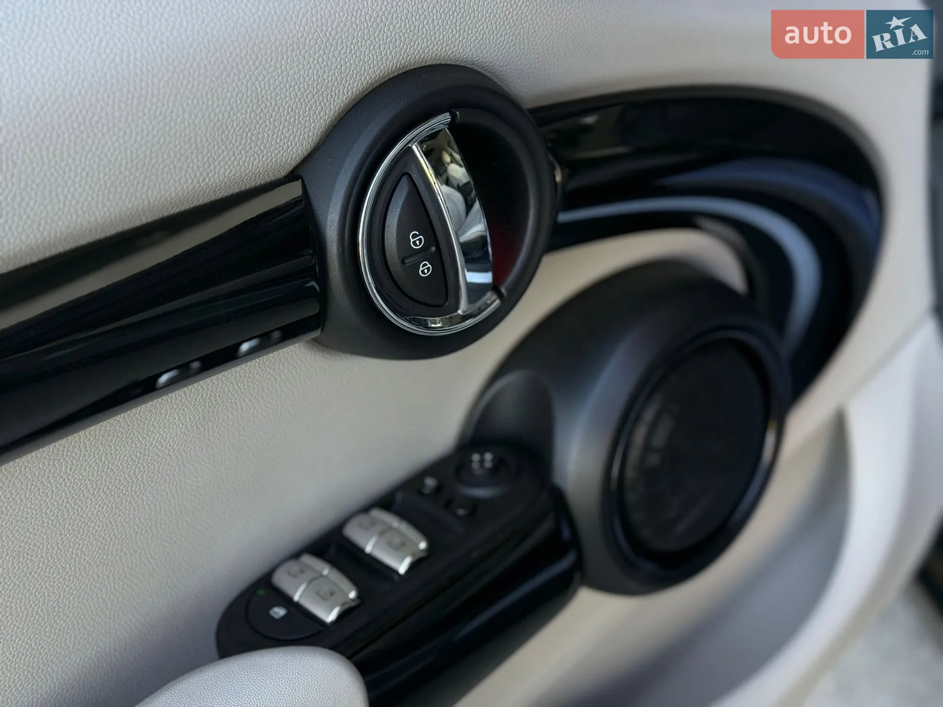 2016 MINI Cooper - мініатюра 29