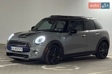 Хетчбек MINI Cooper 2016 в Києві