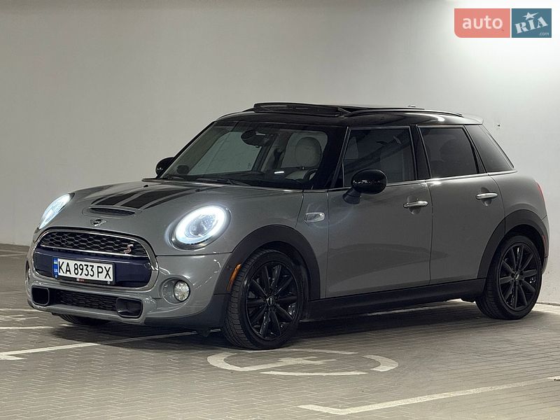 Хетчбек MINI Cooper 2016 в Києві