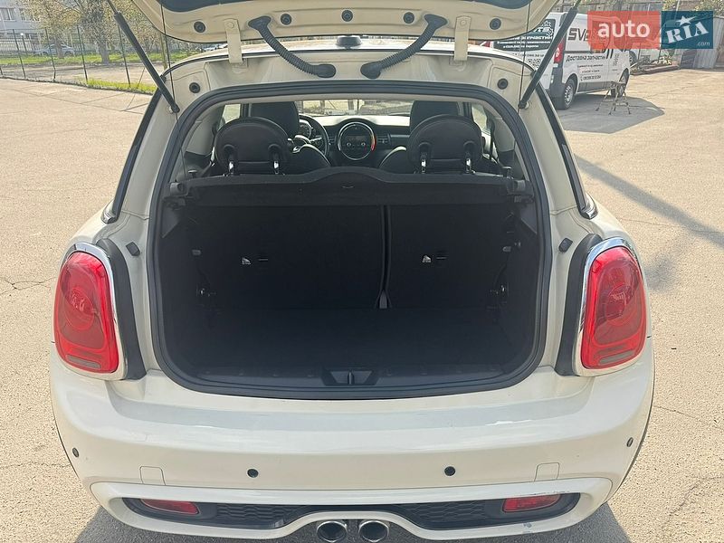 Хэтчбек MINI Cooper 2015 в Киеве фото 24 Хэтчбек MINI Cooper 2015 в Киеве
