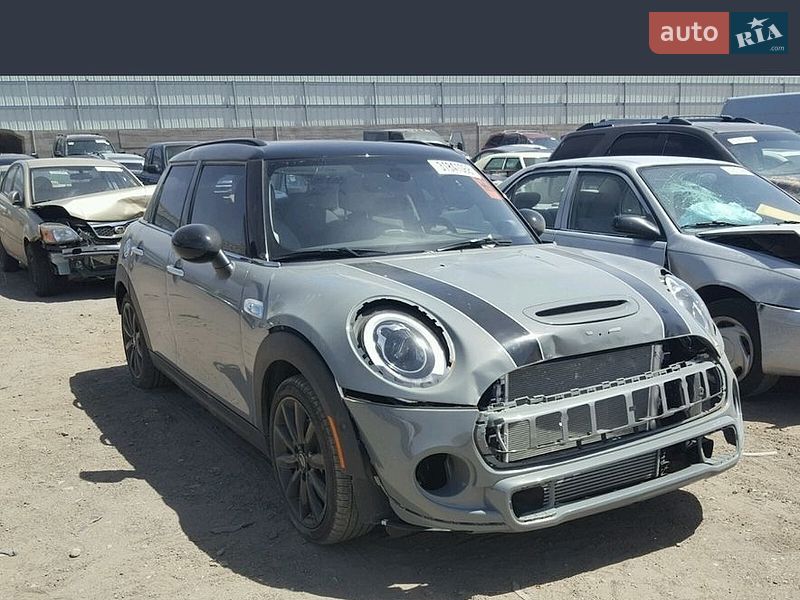 Хетчбек MINI Cooper 2016 в Києві