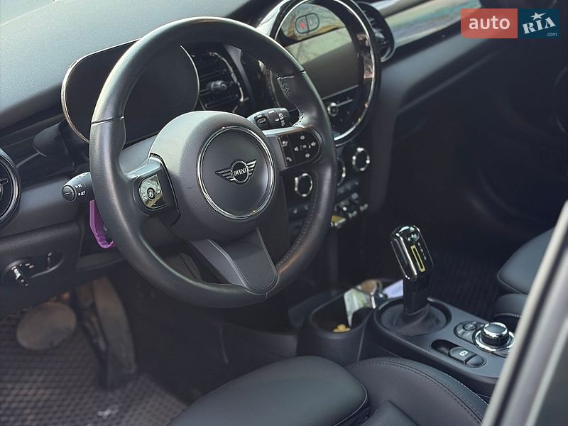 Хетчбек MINI Cooper 2024 в Одесі